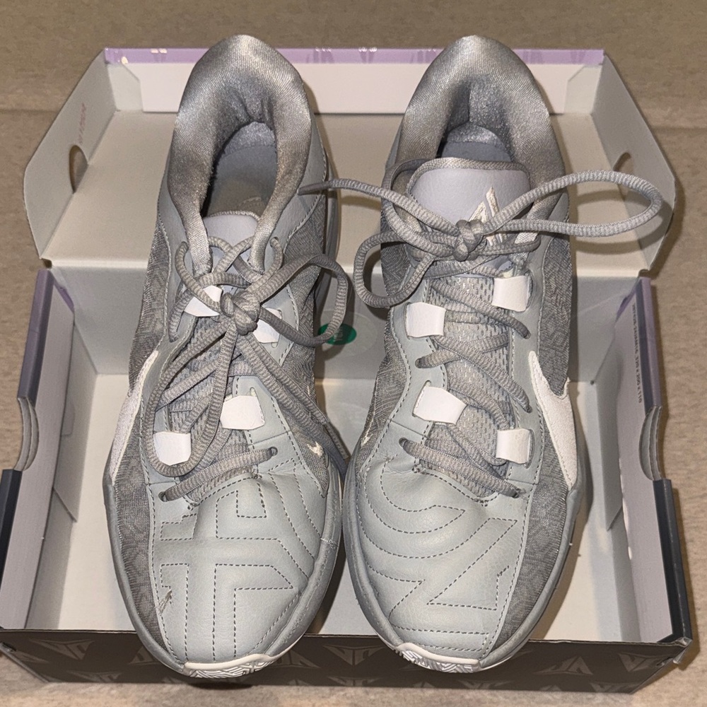 Nike Women's Light Gray JA 2 Basketball shoes